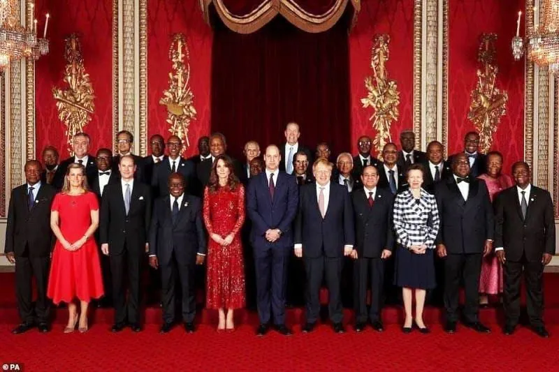 A Buckingham Palace, Ouattara dîne avec la Reine Elizabeth II