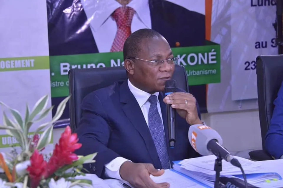 Quand Bruno Koné reconnait l’échec des logements sociaux en Côte d’Ivoire