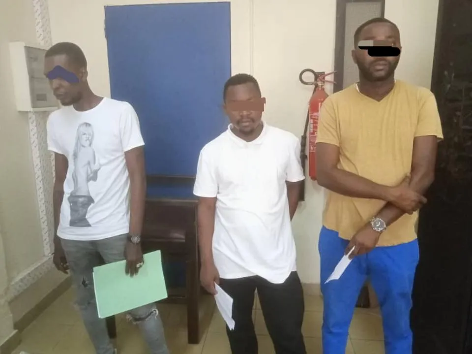 Faux papiers à Abidjan : arrestation de 3 faussaires au Plateau
