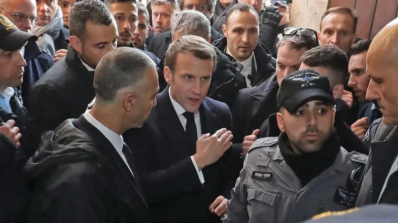 VIDÉO : quand Macron pique une colère contre la police israélienne à Jérusalem
