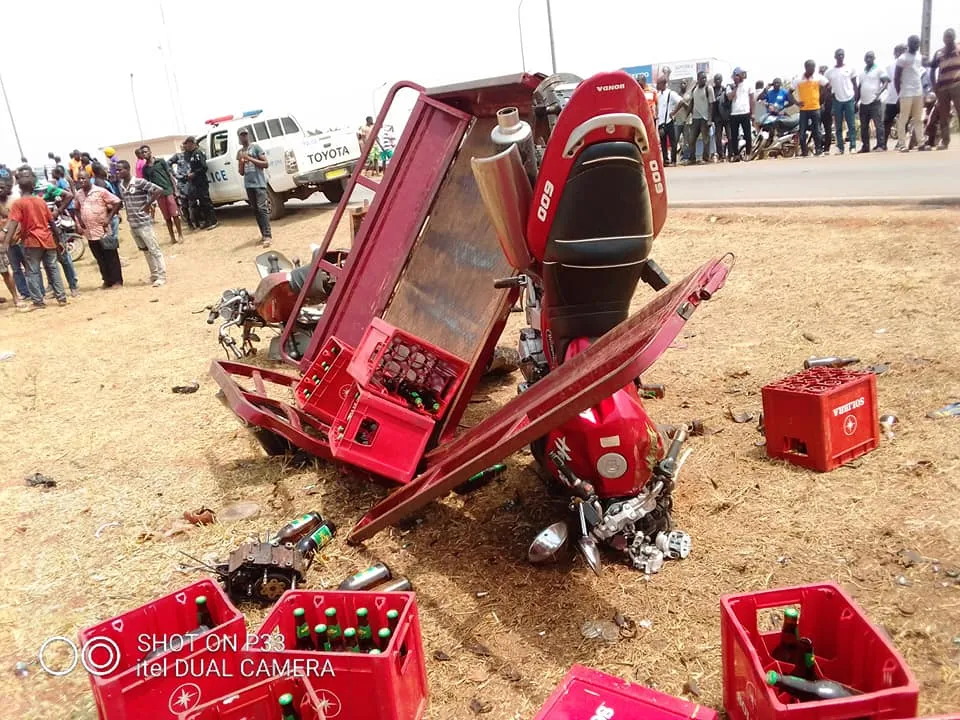 Grave accident entre moto et tricycle à   Abengourou : 2 morts