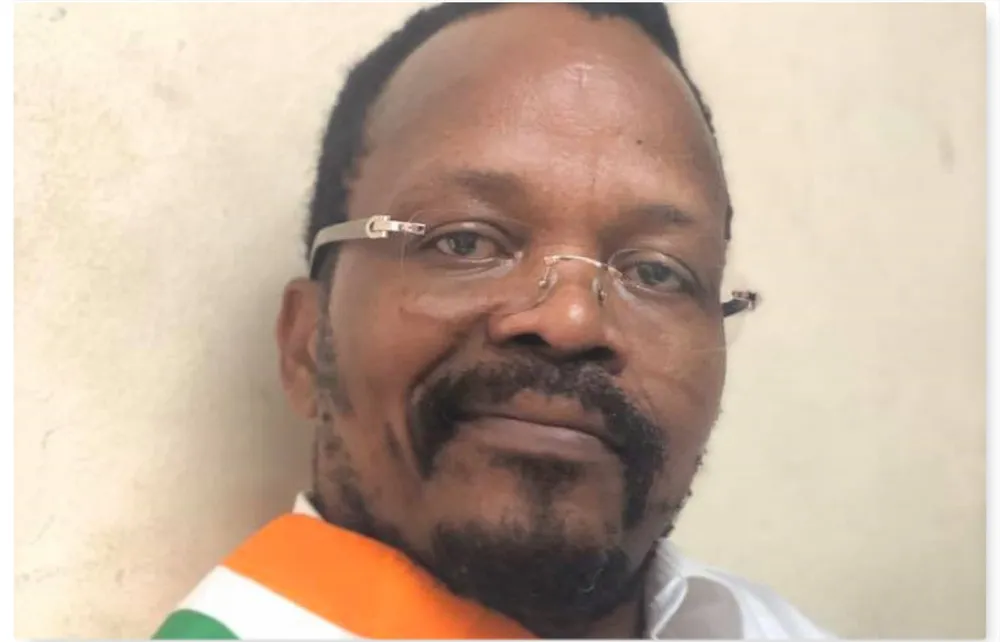 Le nouveau look d’Alain Lobognon, détenu pro-Soro : « je garde la barbe comme l’avaient fait Ekra Mathieu, Dadié… à la prison de Bassam »