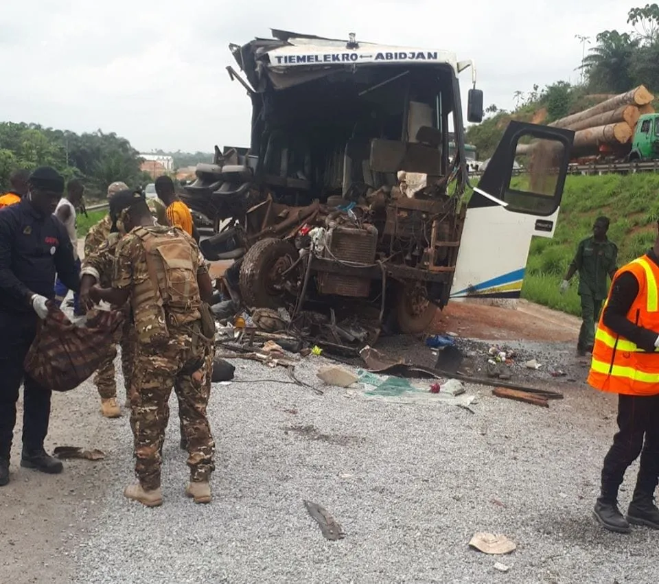 Grave accident sur l’autoroute du Nord au PK-37 : 25 victimes