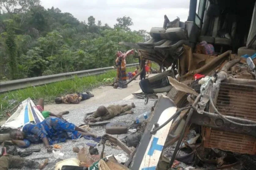 Accident sur l’autoroute du Nord : une vingtaine de victimes