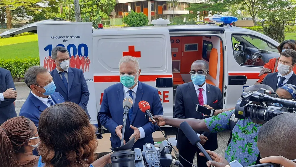Lutte contre Covid-19 : don de la Chambre de commerce et d’Industrie France à la Côte d’Ivoire