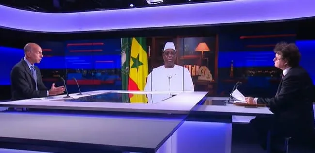 Macky Sall sur France 24 : « on pourra y arriver sans le confinement total »