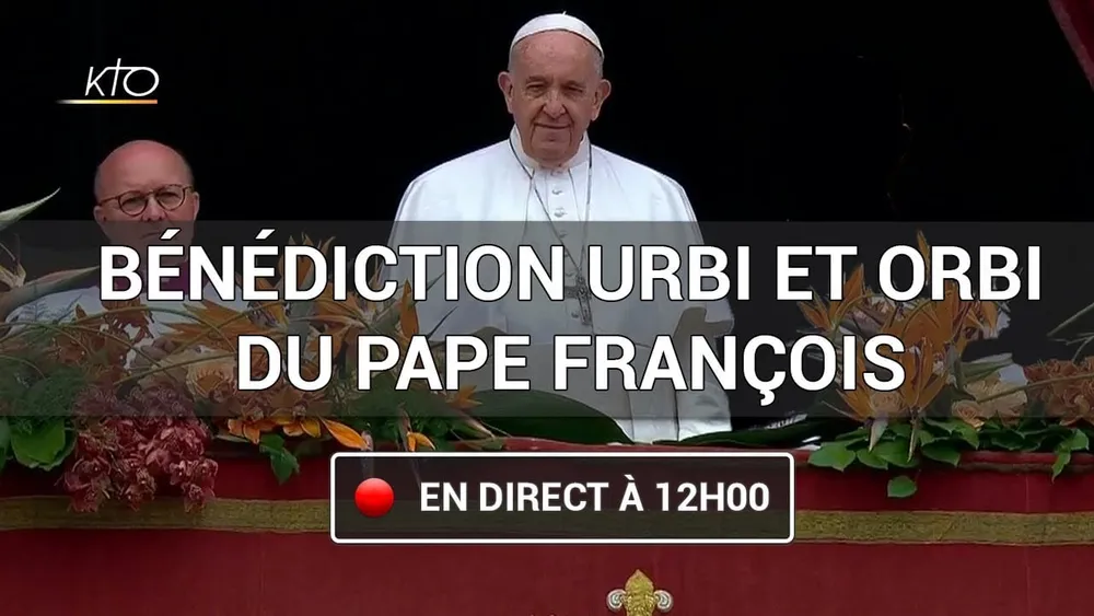Le Pape François donne la bénédiction Urbi et Orbi ce 12 avril 2020 depuis le Vatican
