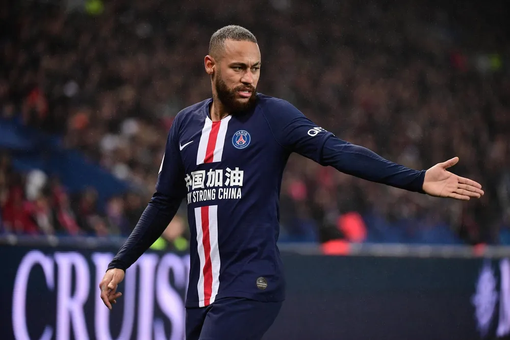 Neymar opéré de la cheville sera indisponible 3 à 4 mois