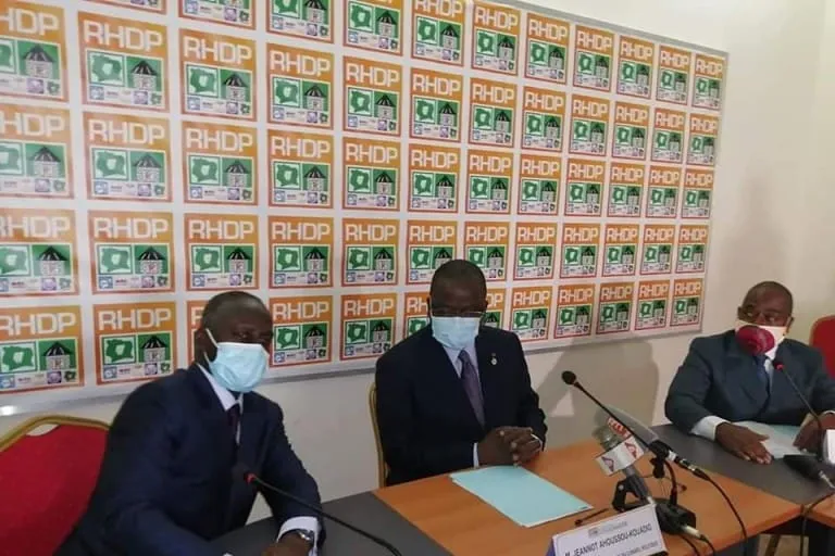 Côte d’Ivoire : qui sont ces 4 maires PDCI qui virent au RHDP