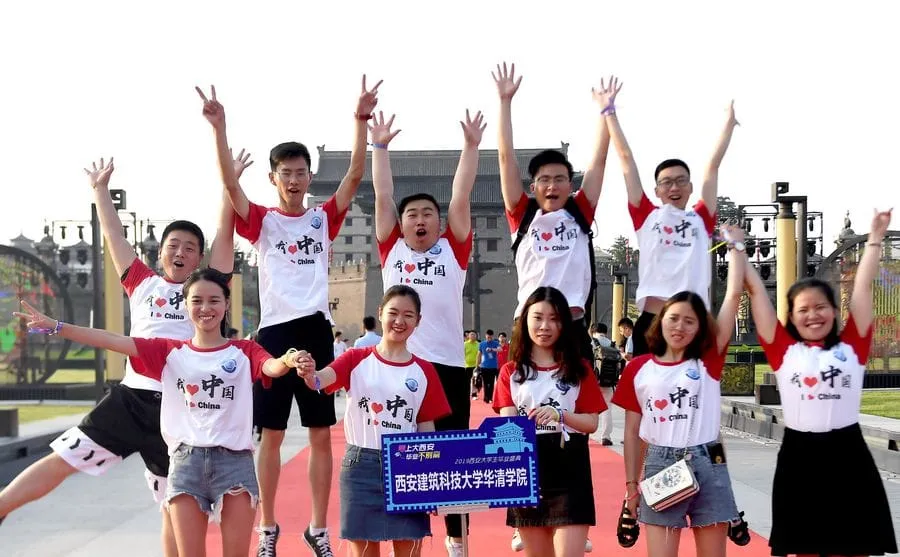 Xi Jinping salue les jeunes chinois à l’approche de la fête de la Jeunesse – Actualités 03/05/2020