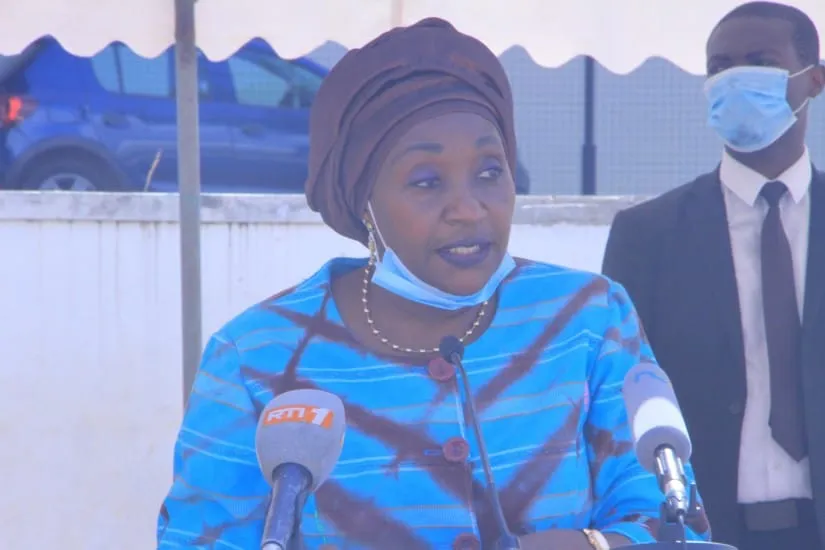 Covid-19 : La ministre Raymonde Goudou offre 5000 masques aux personnels des écoles de Toumodi – Actualité ivoirienne 03/06/2020