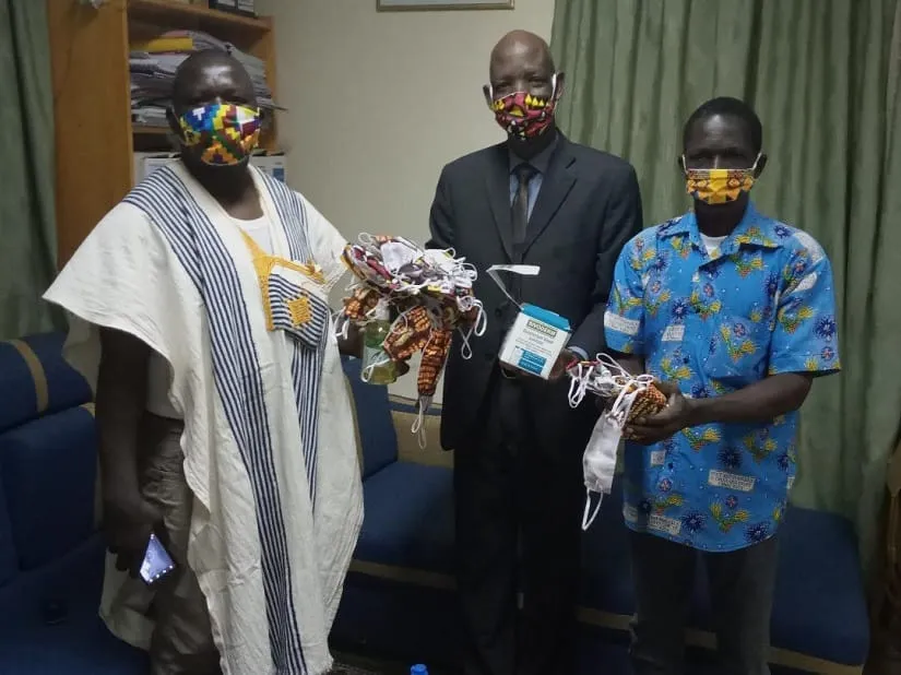 Le COGES du collège moderne de Dimbokro offre des cache-nez aux élèves – Actualité ivoirienne 04/06/2020