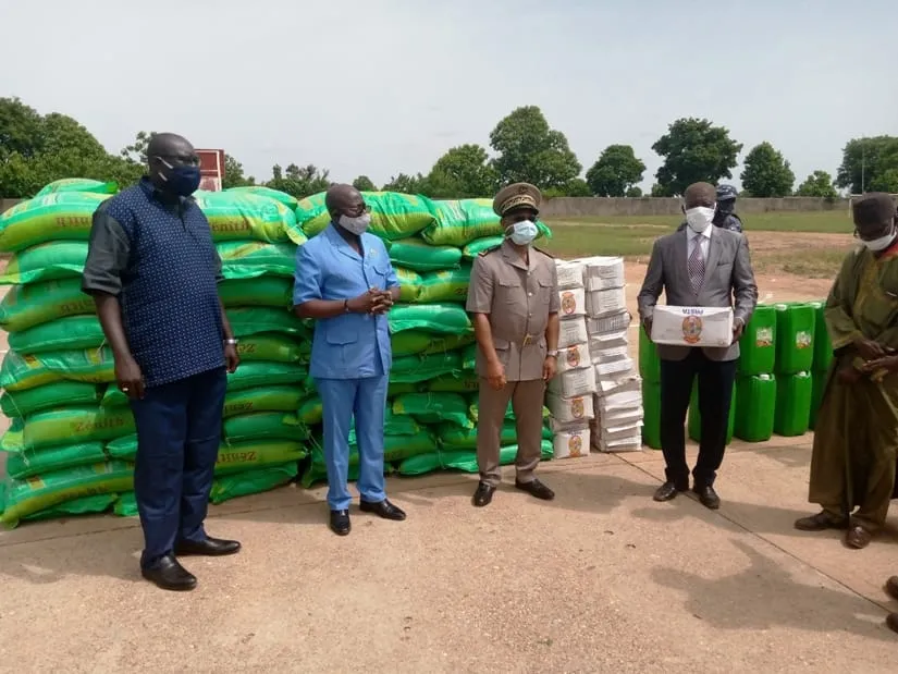 Le ministre des Affaires présidentielles offre des vivres à la cantine du lycée de Ouangolodougou – Actualité ivoirienne 15/06/2020