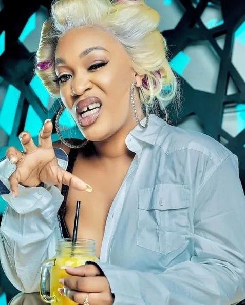 Josey dévoile la face du milieu musicale ivoirien