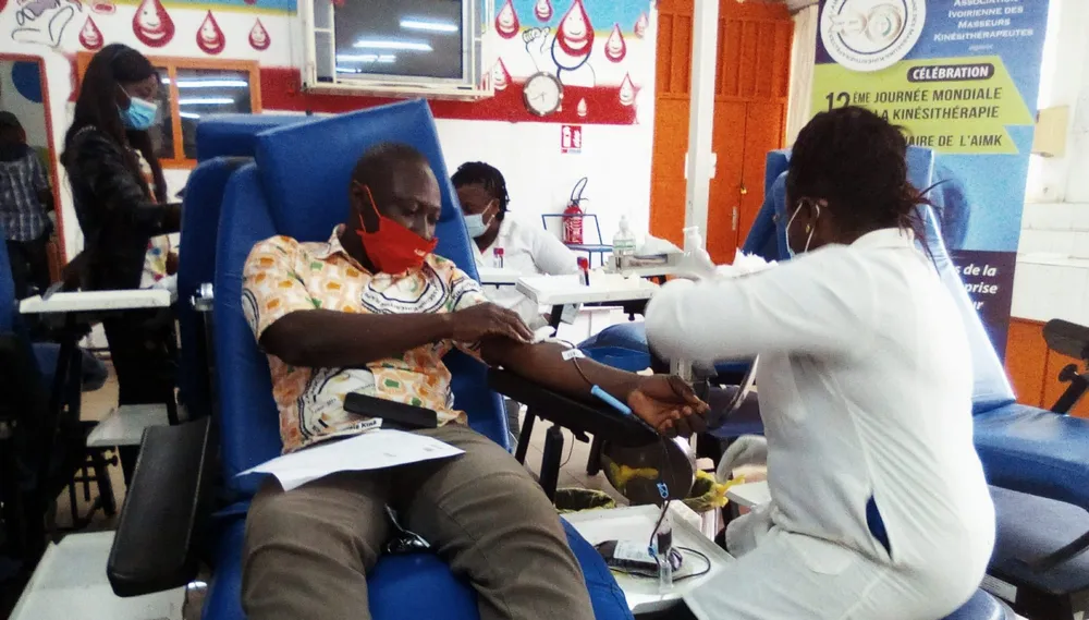 Des masseurs et kinésithérapeutes initient une opération de don de sang – Actualité ivoirienne 05/07/2020