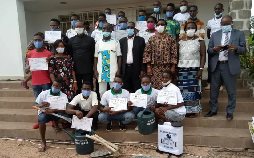PEJEDEC: Remise de diplômes et de matériel agricole à 100 jeunes à Adzopé – Actualité ivoirienne 27/07/2020