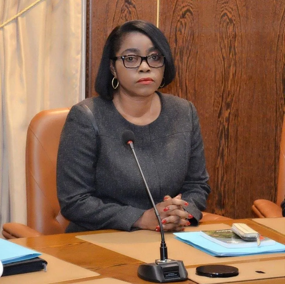 Nouveau Premier ministre du Gabon : Rose Christiane Ossouka Raponda remplace Julien Nkoghe Bekale
