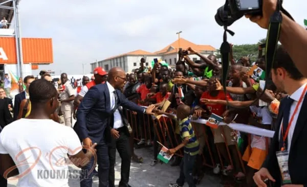 Côte d’Ivoire-Dépôt de candidature FIF :  La foule élit Didier Drogba