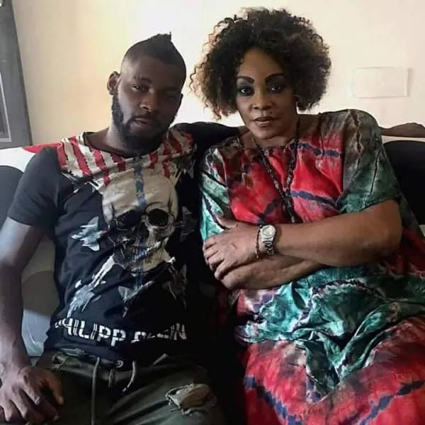 Qui veut donner la mort à Tina Glamour, la mère de DJ Arafat ?