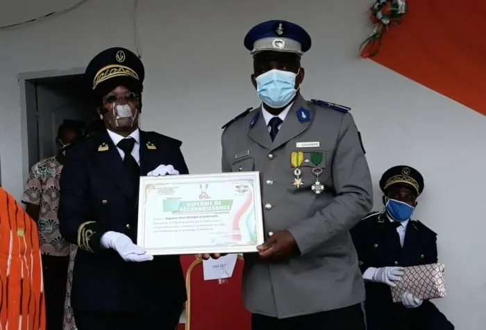 Commémorative du 60ème anniversaire de Côte d’Ivoire : le commandant de la brigade de gendarmerie de Niakara honoré