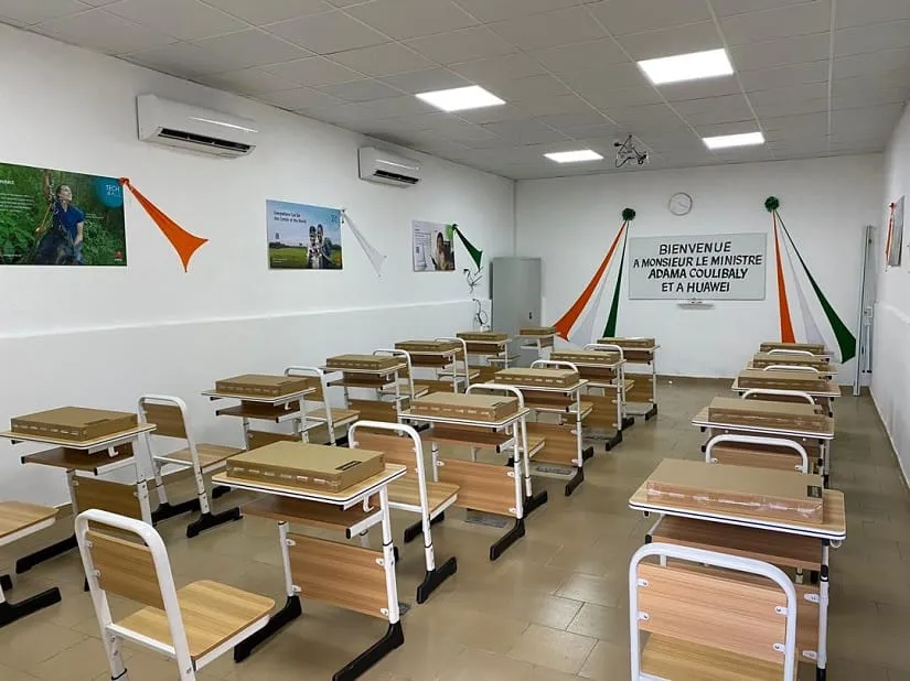 Dimbokro : le lycée moderne doté d’une salle multimédia