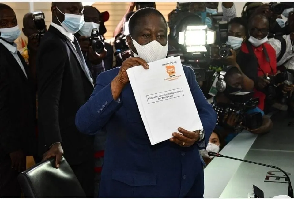 Bédié après le dépôt de sa candidature : « je confie ma candidature au peuple ivoirien »