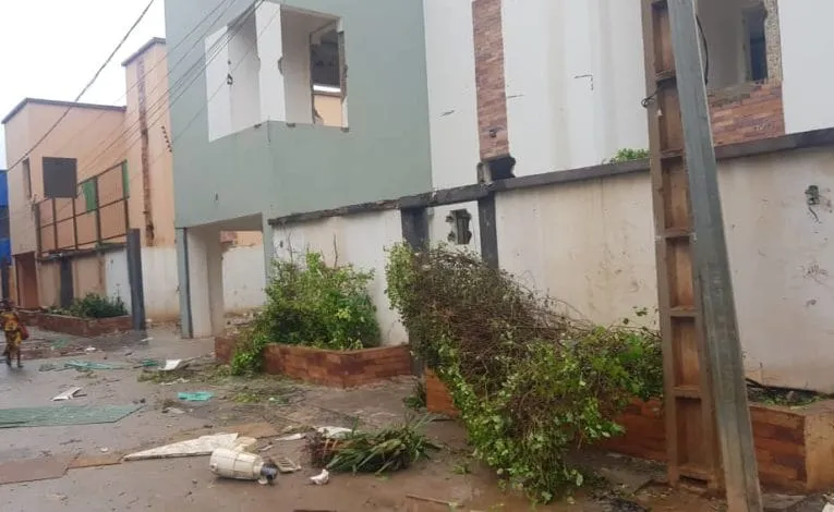 Mali : voici ce qui reste de la maison de Karim Keïta, fils d’IBK