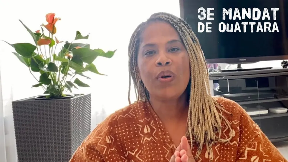 3e mandat de Ouattara : Nathalie Yamb réagit, « comme en 2000 le Peuple doit descendre dans les rues »