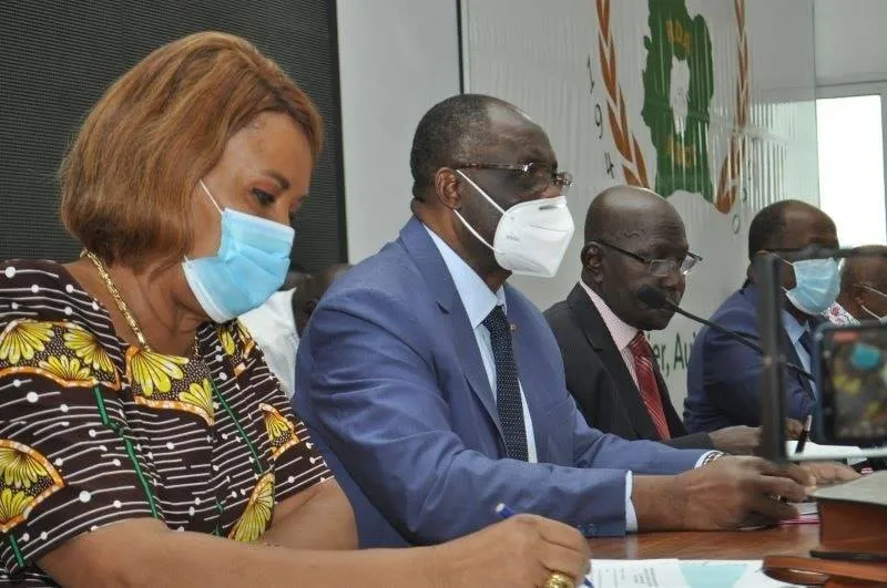 Titrologie 2 février 2021 : revue de la presse ivoirienne, « législatives, duel de feu entre RHDP et l’opposition »