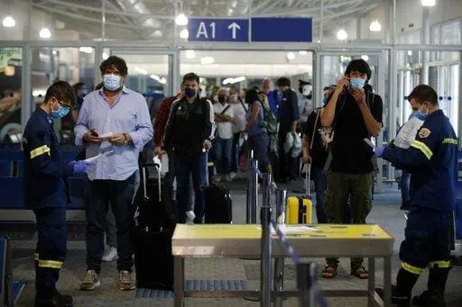 Covid-19 : les vols directs de passagers à destination du Maroc suspendus