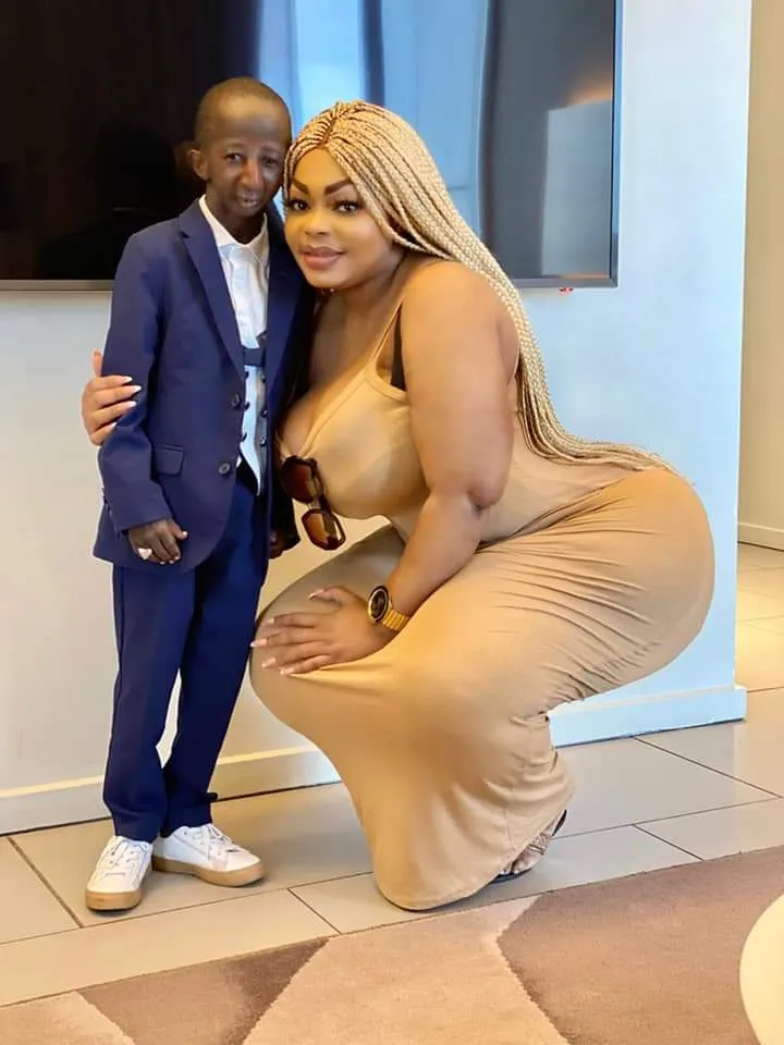 Eudoxie Yao ivre d’amour pour son fiancé Grand P: « La valeur d’un homme se mesure par la taille »