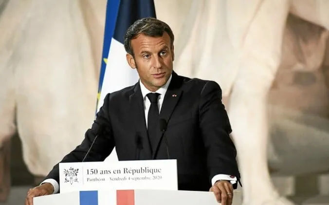 Macron : « avec les terroristes, on ne discute pas. On combat »