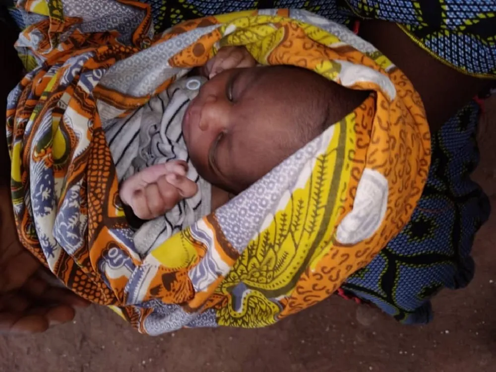 Séguéla : un bébé abandonné dans la broussaille