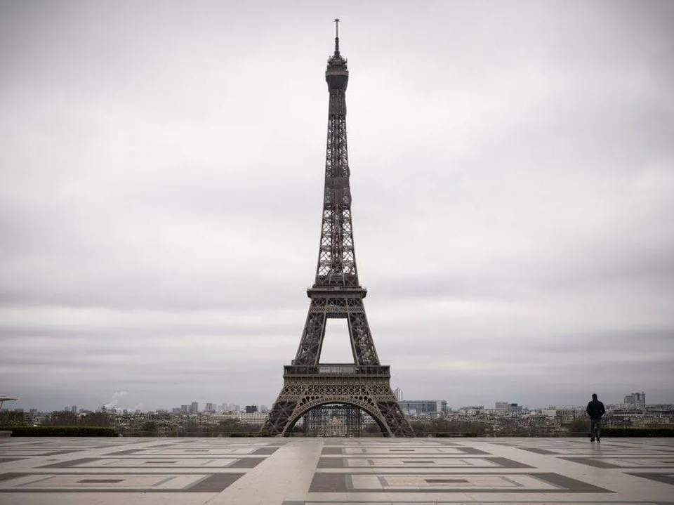 Paris : la tour Eiffel de nouveau fermée ce mardi