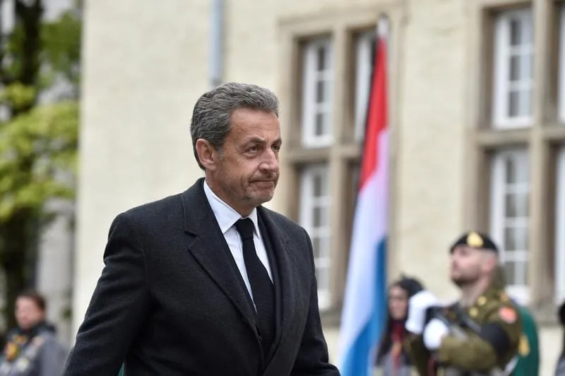 Nicolas Sarkozy condamné 3 ans de prison dont 1 ferme