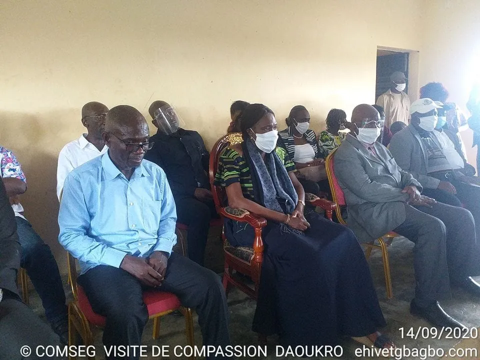 Simone Gbagbo à Daoukro rend visite à la famille d’une victime