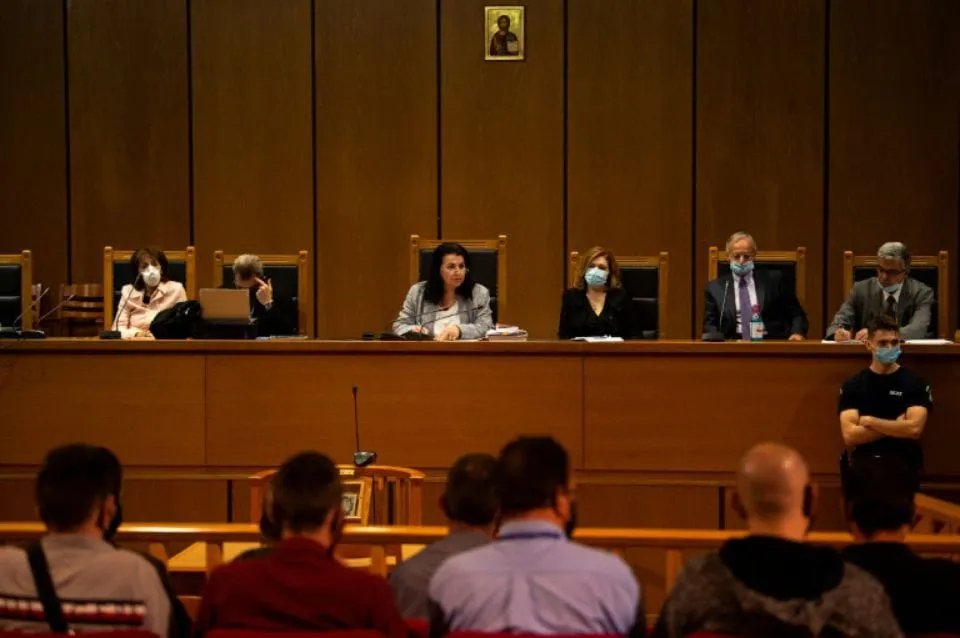 Les chefs du parti d’extrême droite grec Aube dorée condamnés à 13 ans de prison
