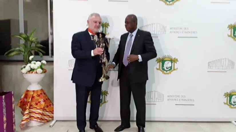L’ambassadeur de France salué pour sa brillante mission en Côte d’Ivoire