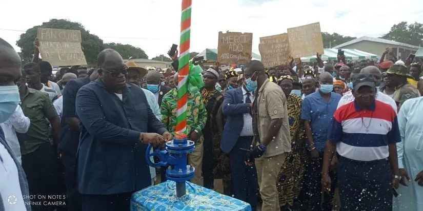 Inauguration d’un château d’eau à Kemedi