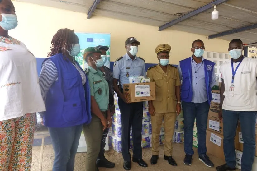 Des dons de l’OIM au poste de police de la frontière à Noé – Actualité ivoirienne 14/10/2020