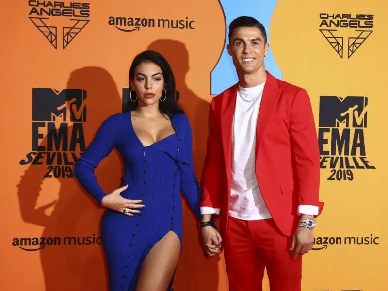 Georgina Rodríguez, la compagne de Cristiano Ronaldo n’en finit plus d’enflammer la toile