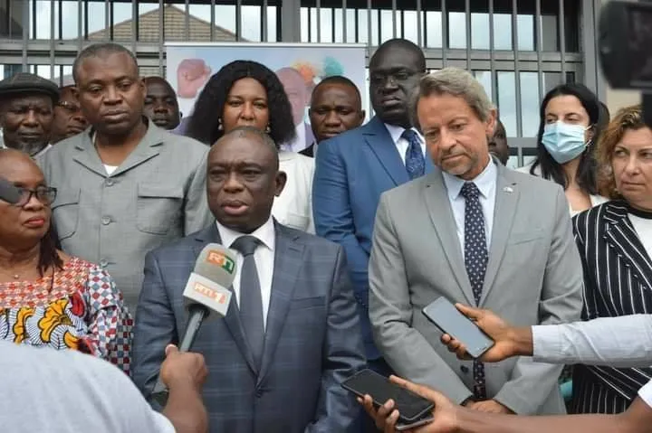 A deux jours de la campagne présidentielle en Côte d’Ivoire, le corps diplomatique chez KKB