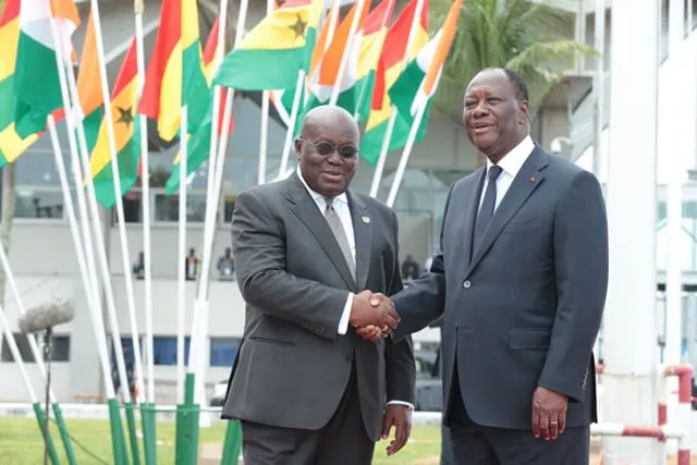 Nana Addo Akufo-Addo félicite Ouattara pour sa réélection