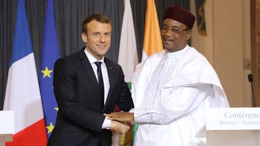 Non au 3ème mandat : la France félicite Mahamadou Issoufou pour le « respect de son engagement »