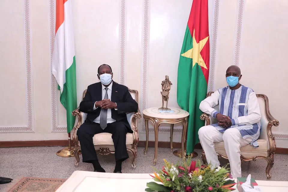 Alassane Ouattara a regagné Abidjan après l’investiture du président du Faso