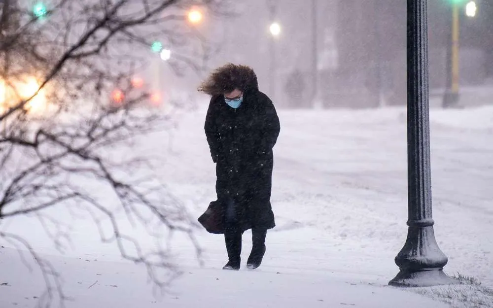 Tempête Bella: 18.000 foyers privés d’électricité en raison