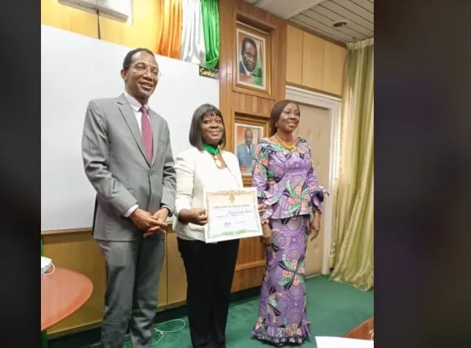 Adeyinka Badejo, la directrice du PAM honorée en Côte d’Ivoire