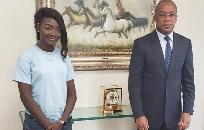 Dr Olivia N’Goran, la pharmacienne de 23 ans reçue par un cadre du RHDP