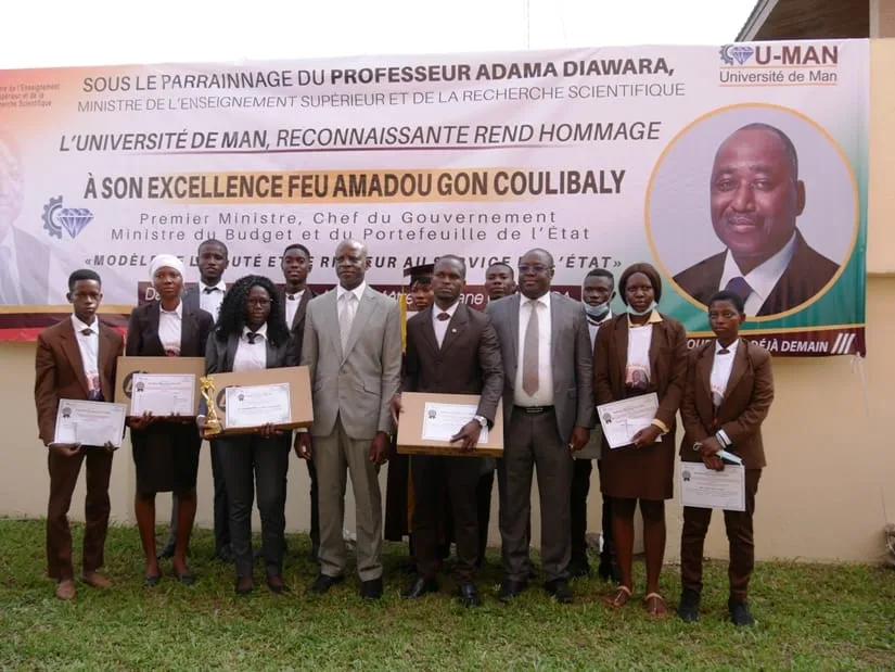 Les meilleurs étudiants de l’Université de Man récompensés – Actualité ivoirienne 22/12/2020