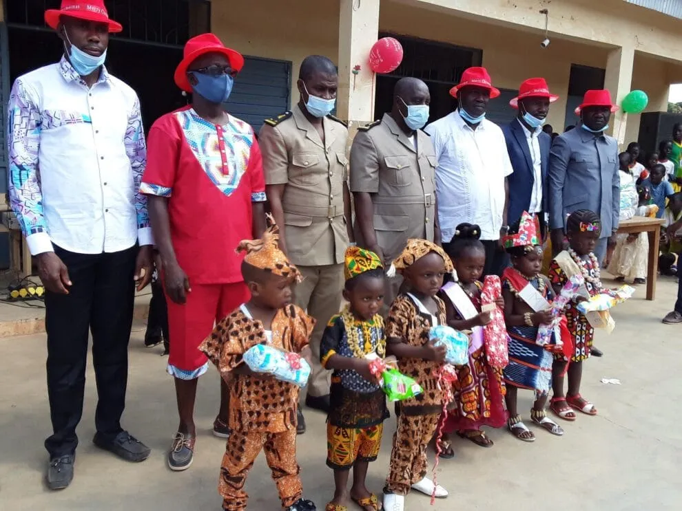 L’association des jeunes cadres de Sinématiali cadeaute les meilleurs écoliers – Actualité ivoirienne 24/12/2020